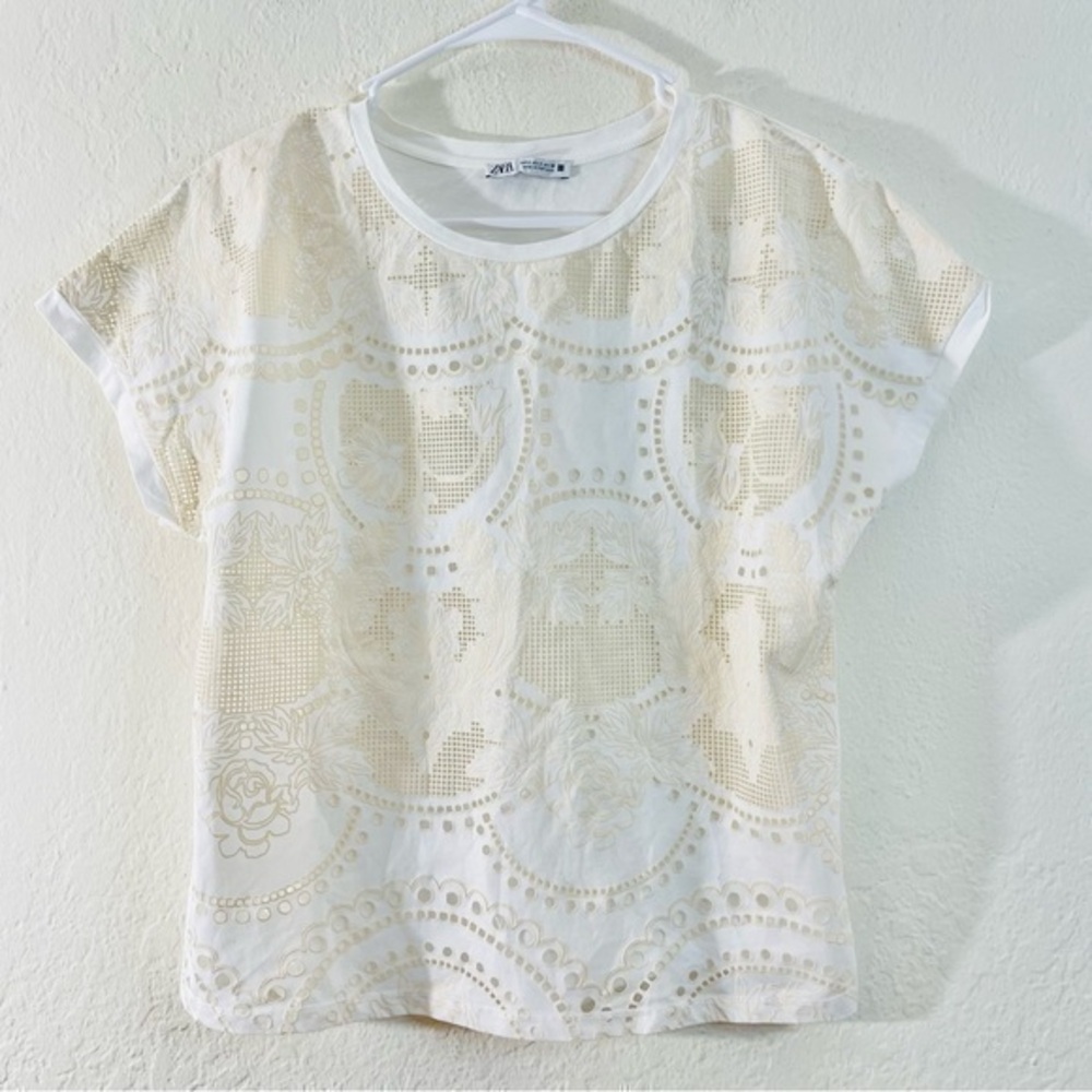 Zara Women Short Sleeve Round Neck Stretch Knit Lace Top Small White/Tan